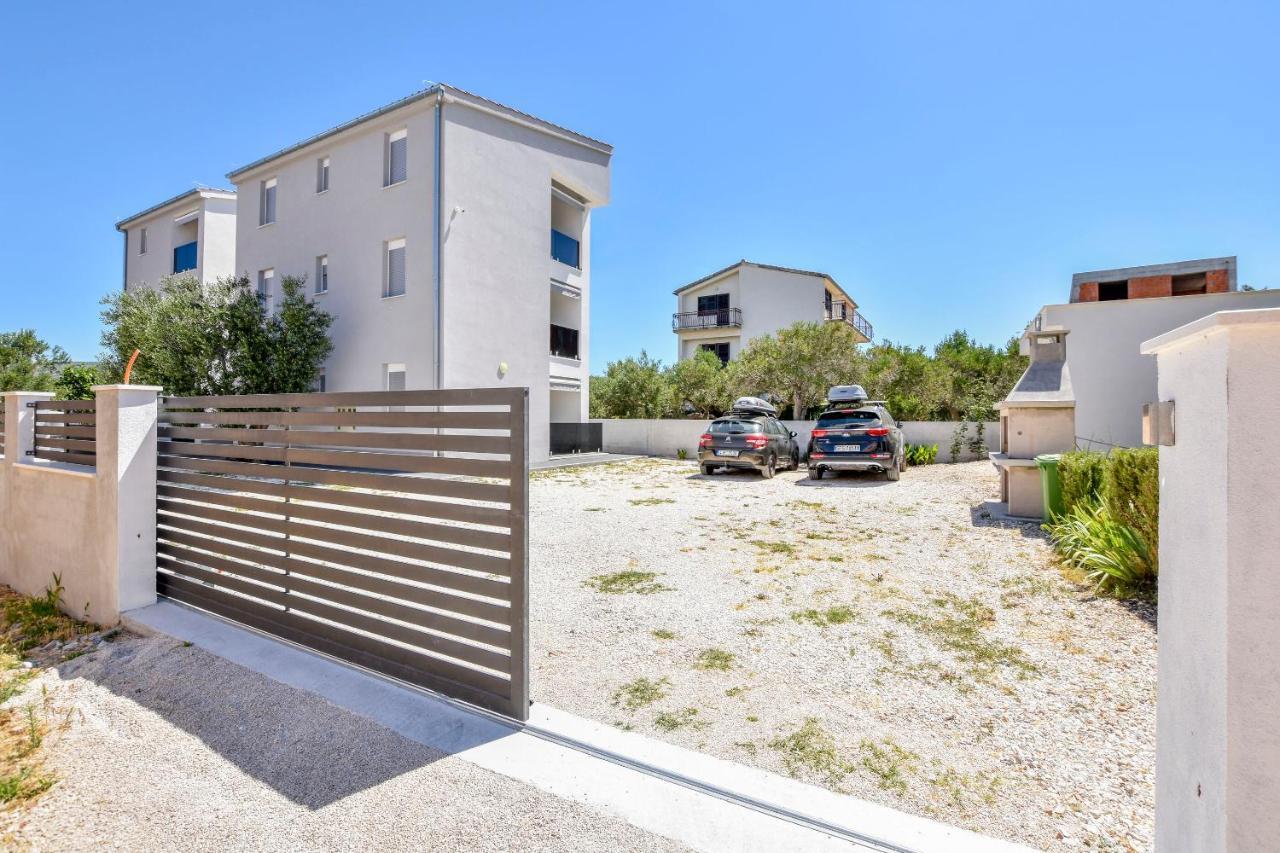 Apartments Zdeslav 로고즈니차 외부 사진