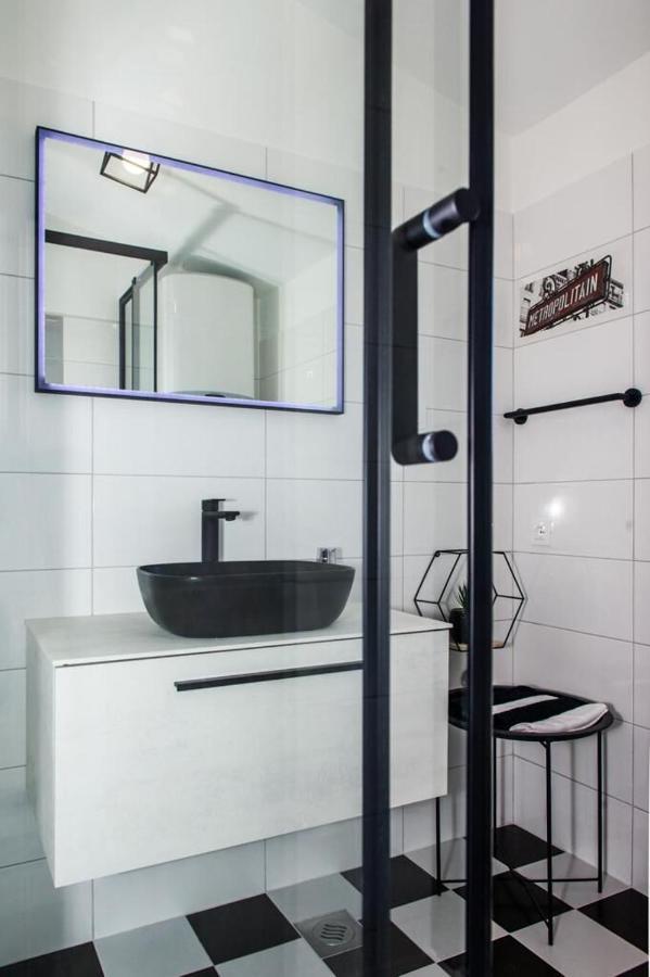 Apartments Zdeslav 로고즈니차 외부 사진