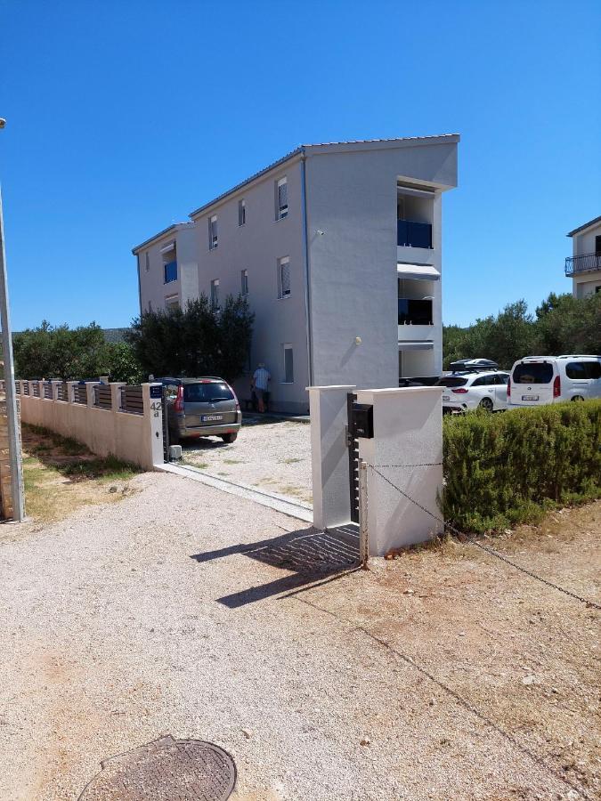 Apartments Zdeslav 로고즈니차 외부 사진